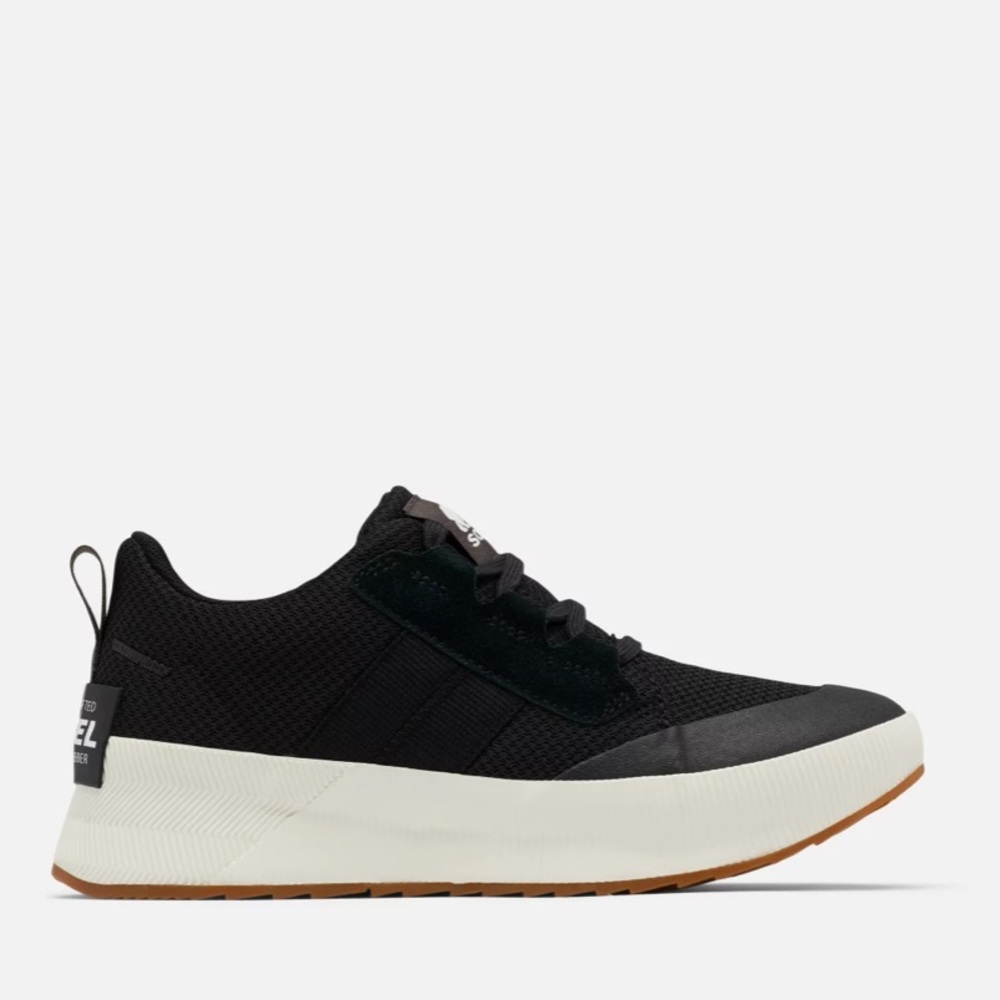 New With Tags Sorel Out N About Low Sneaker in Black